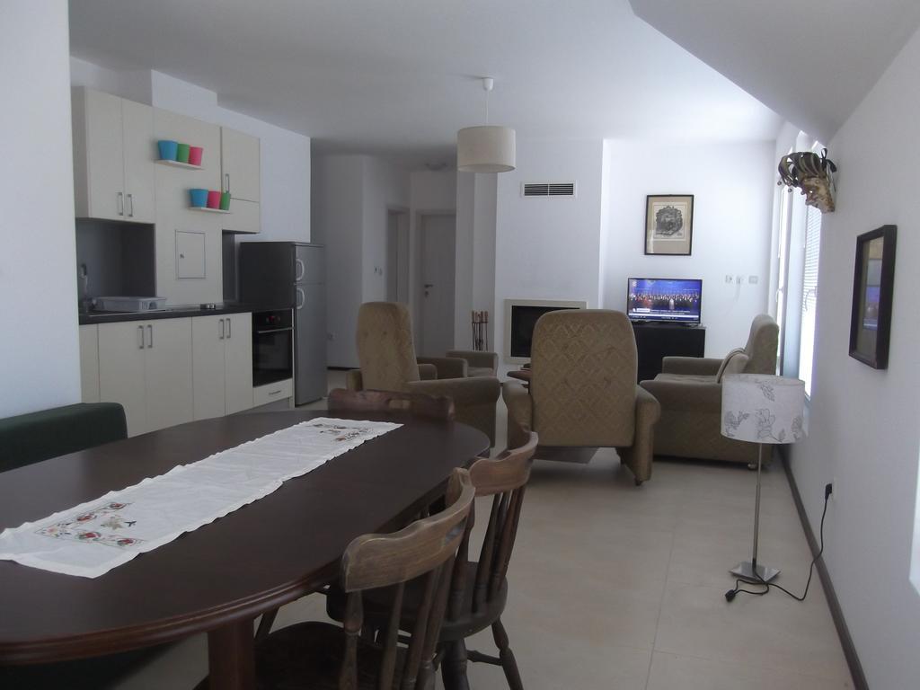 Apartment Sredna Gora Burgas Exteriör bild